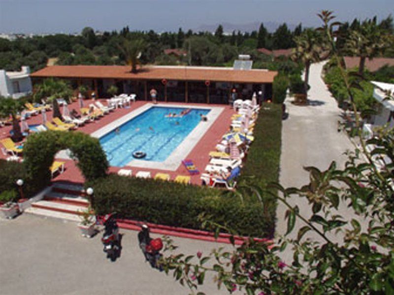 Sandys Studios Apartments And Log Villas Psalidi  Exteriér fotografie