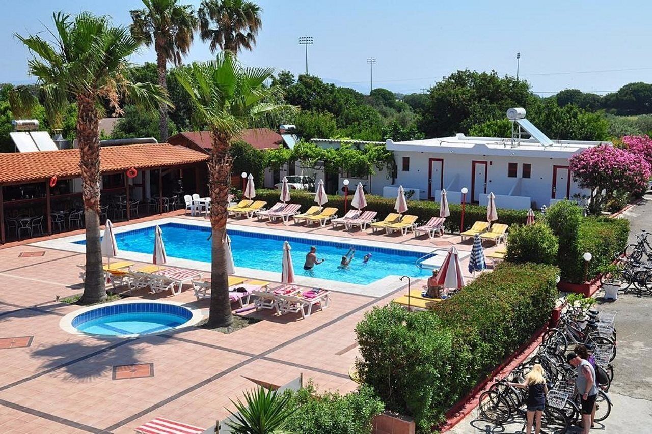 Sandys Studios Apartments And Log Villas Psalidi  Exteriér fotografie