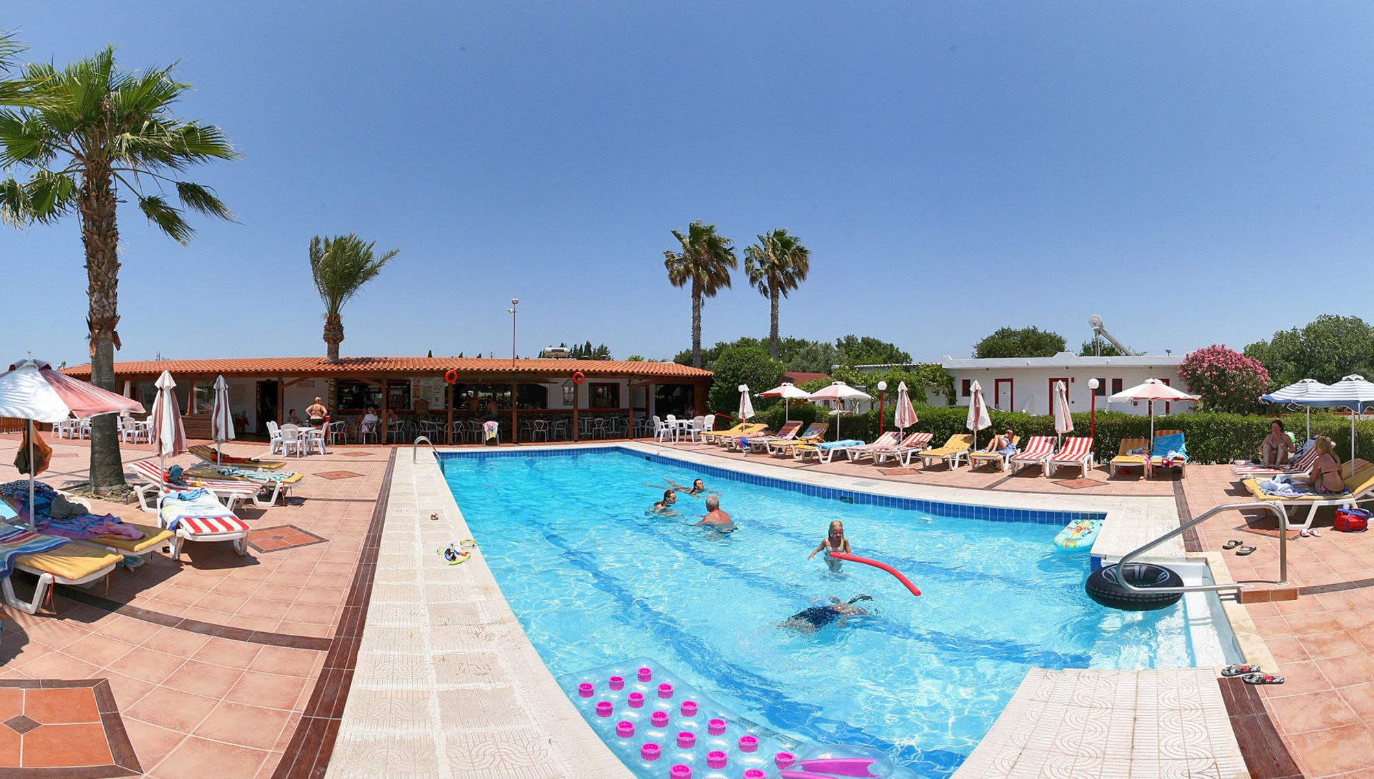 Sandys Studios Apartments And Log Villas Psalidi  Exteriér fotografie